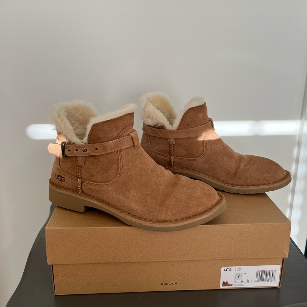 UGG Elisa Genuine Shearling Bootie